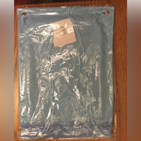 AUCTION PRICE👩🏻⚖️ Winnie the Pooh Cinch Backpack with Zipper Pocket - Blue - Picture 2 of 3